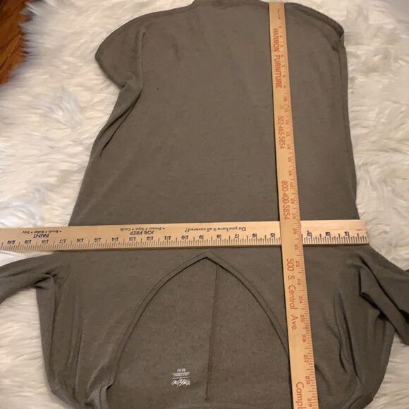 Massimo medium long sleeve v-neck light brown T-shirt - Picture 4 of 7